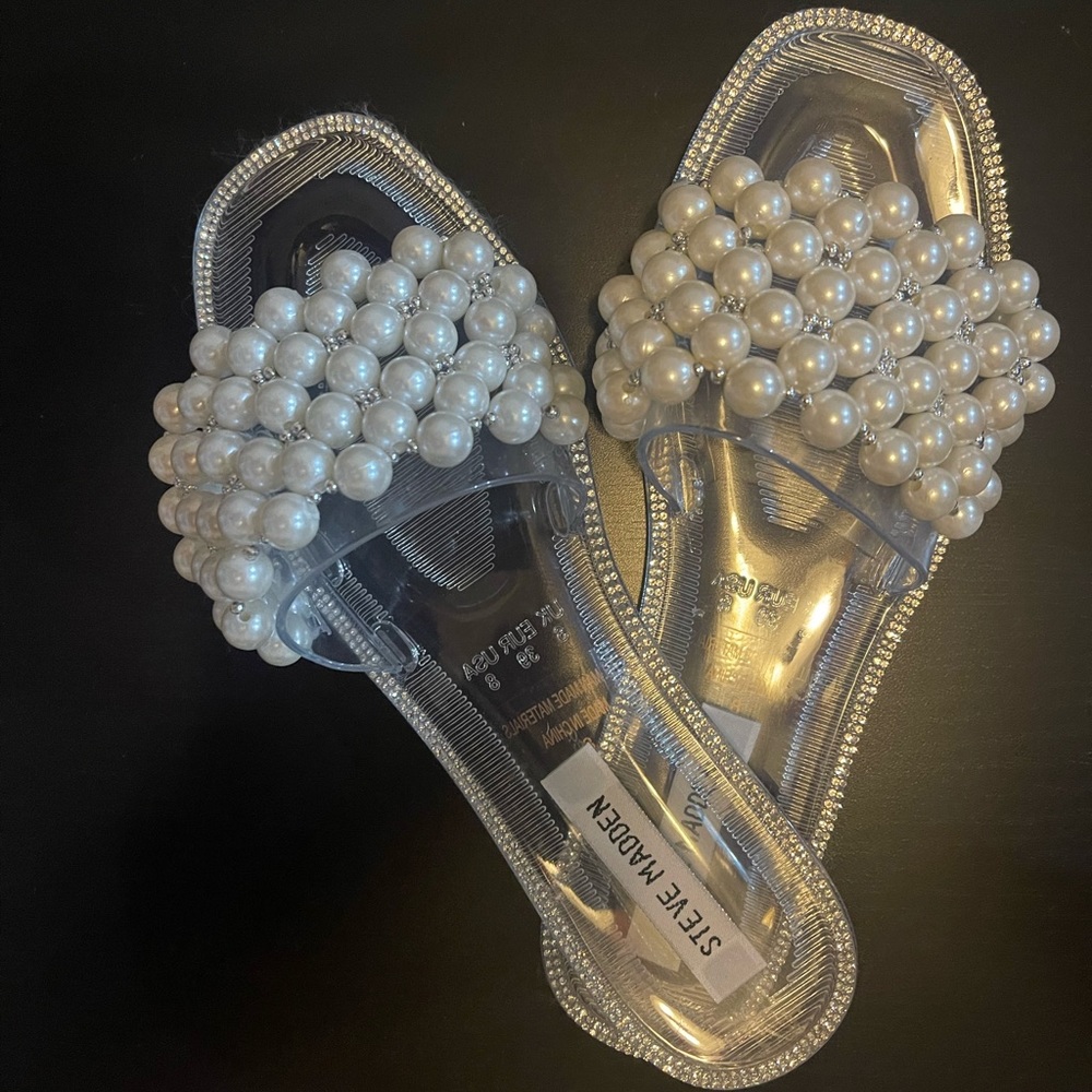 Brand new Steve Madden crystal sandals with rhinestones and pearls!